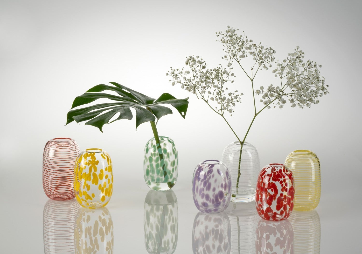 Aussie Front Yard Vases - Agapanthus (White spots)