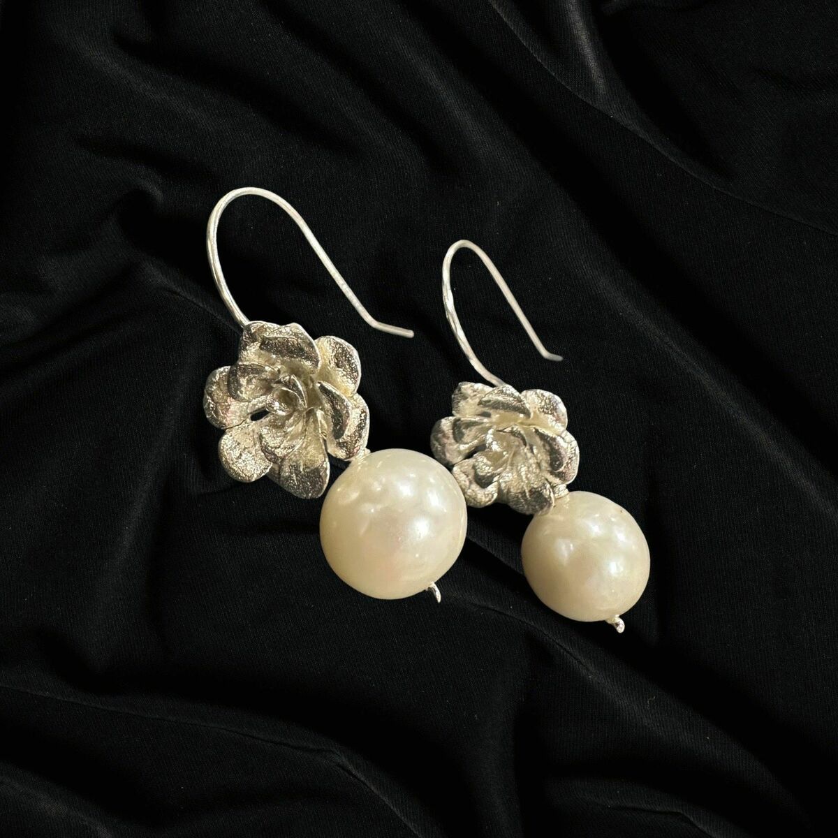 Succulent with Freshwater Pearl Drops