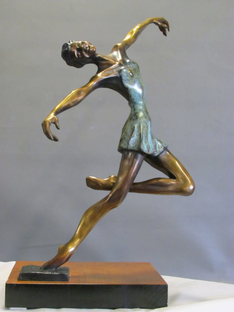 Ballerina VI