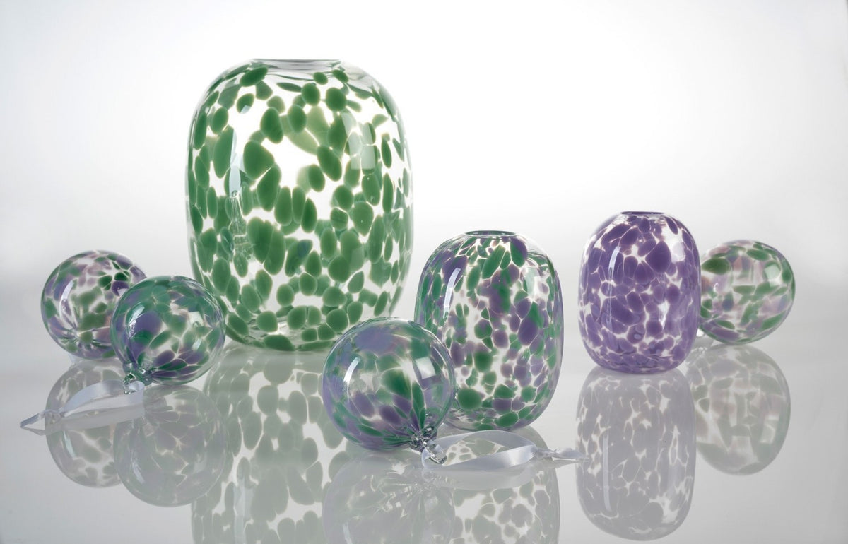 Aussie Front Yard Vase - Large Jade (Green Spots)