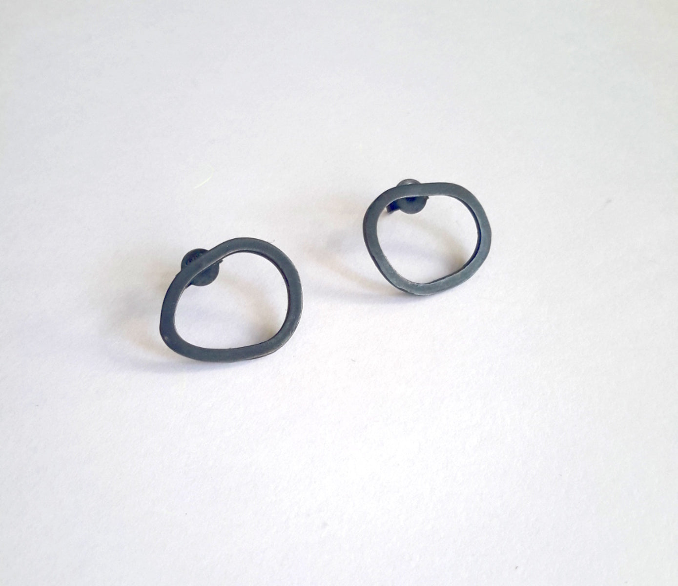 Cycle studs Large