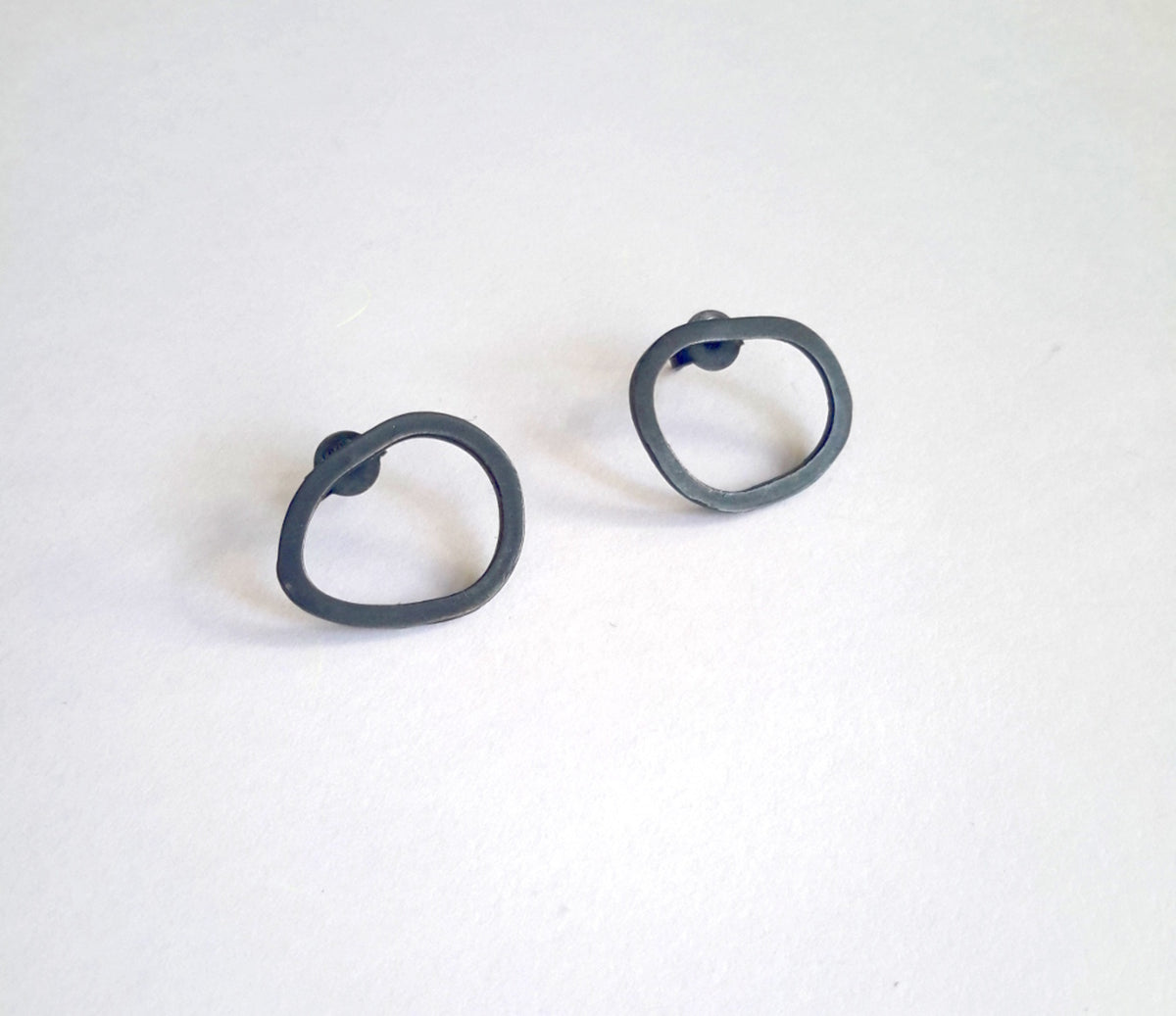 Cycle studs Large