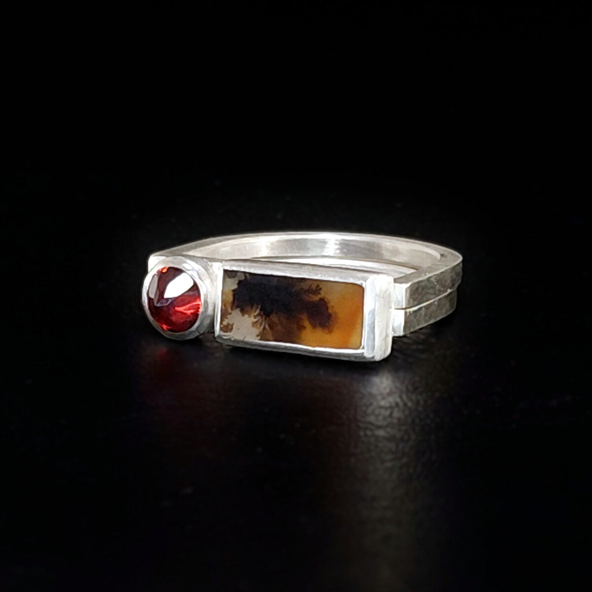 Agate and Garnet Twin “U” Ring
