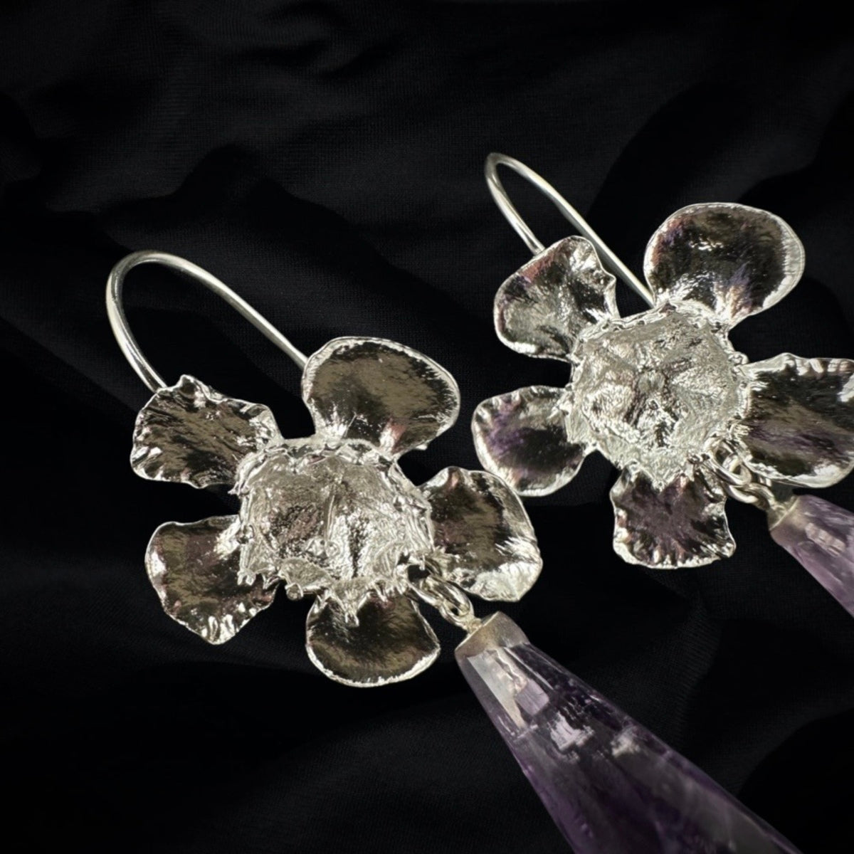 Geraldton Wax with Amethyst Drops