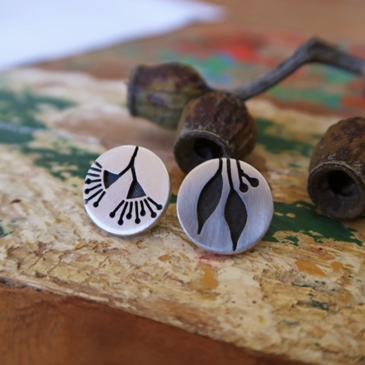 Small Combination Gum Tree Studs in Black