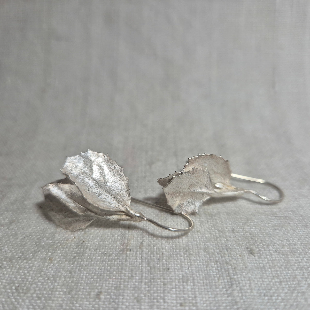 Botanical earrings - scaevola