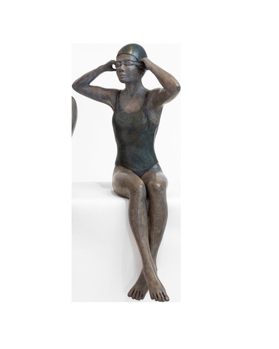 On The Edge (Pair of Figures)