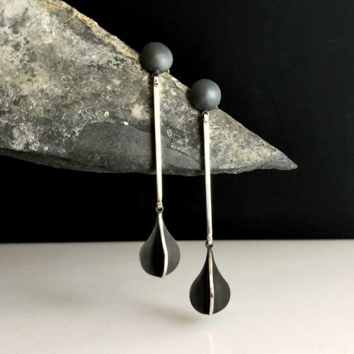 X-SERIES Drop earrings- Pod