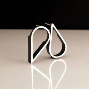 OUTLINE EARRINGS-Small Tear Drop