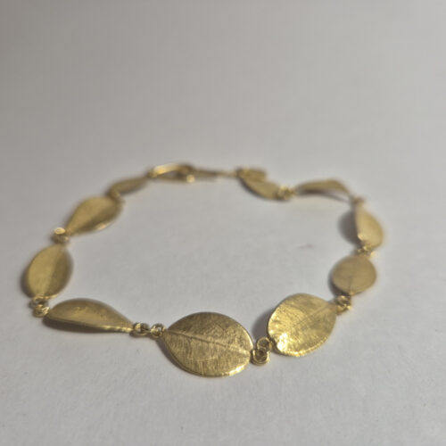 Botanical bracelet – box bush, gold plated